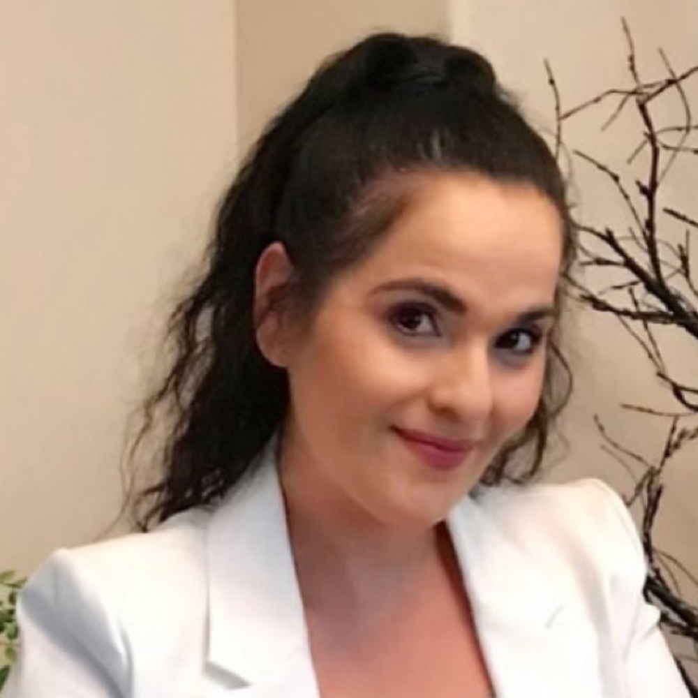 Meet your Posher, Norma